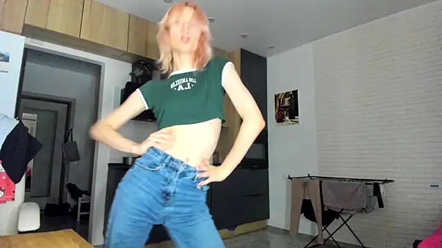  Alice Kitty online show from 02.17.26