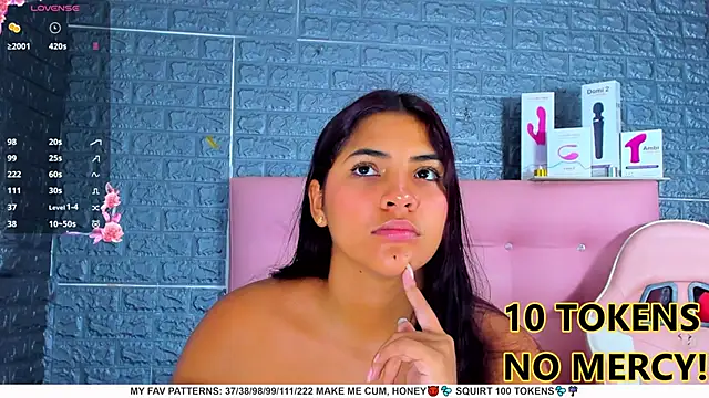 AriannaLewiis online show from 02.05.25