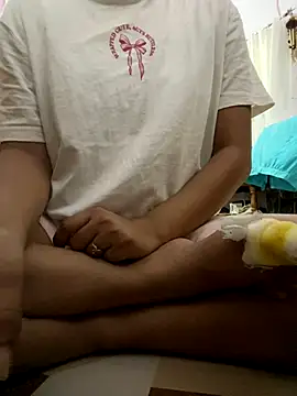 Snapshot of samayra124 chatting on 09.16.25 samayra124 online show from 09.16.25