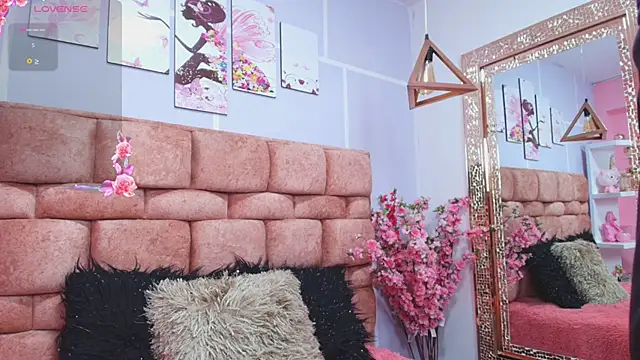 katecooper online show from 01.23.25