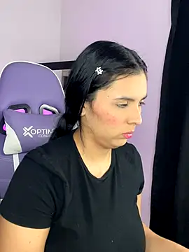 Madyson Hot online show from 11.21.25