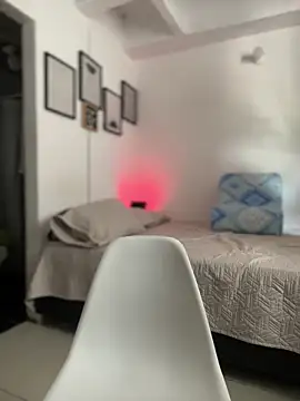 Miss-Abbii online show from 12.25.24