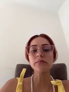 Miss-Abbii online show from 02.12.26