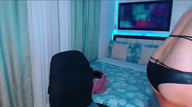 Heavenly Treats online show from 01.18.25