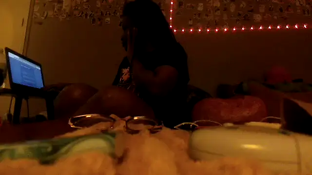 EbonyFetishQueen online show from 09.11.25