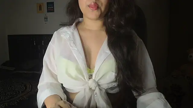 Snapshot of Most-Beautiful-Queen chatting on 05.12.26 Most-Beautiful-Queen online show from 05.12.26