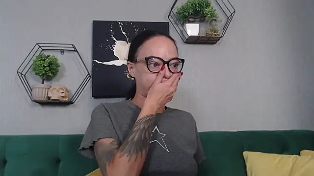 IzabelllNoir online show from 09.16.25