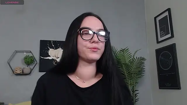 IzabelllNoir online show from 04.04.26