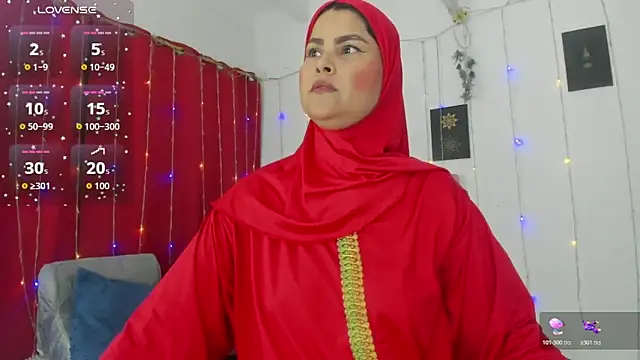 AishaAmin  online show from 06.03.26