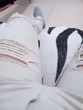 Snapshot of maikinhopL chatting on 01.28.25 maikinhopL online show from 01.28.25