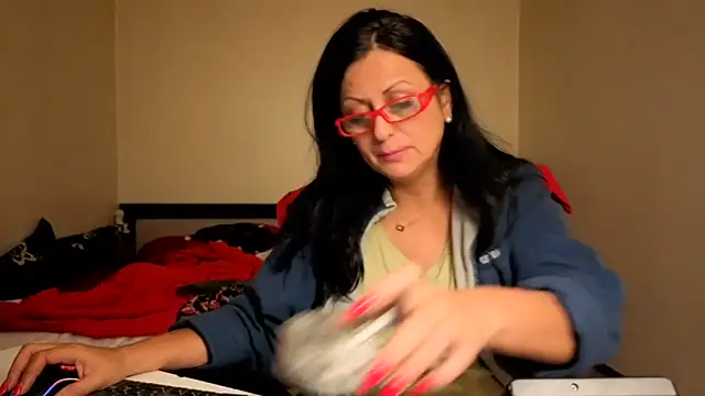 YourDreamLoverr online show from 10.09.25