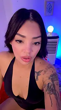 Sara LipsX online show from 12.21.25