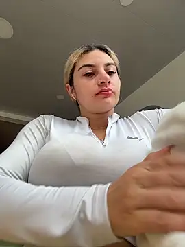 AtheneaRossi online show from 03.23.26