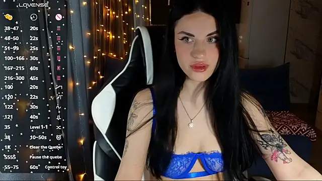 Mary   Moore online show from 12.18.24