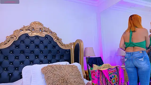 AdelinaVans online show from 11.06.25