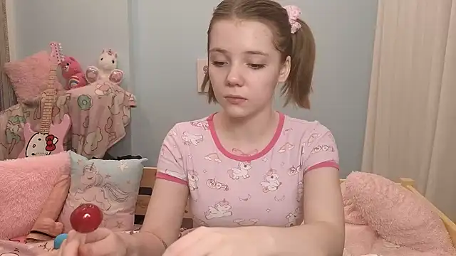 PrincessLittleKiki online show from 01.11.26