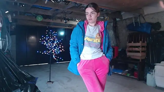  JustmeHere  online show from 12.05.25