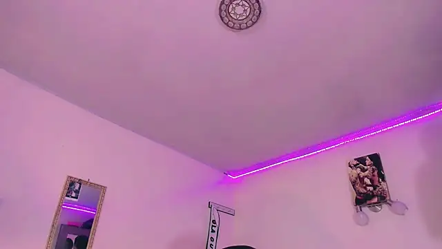 naomy  xx online show from 02.10.25