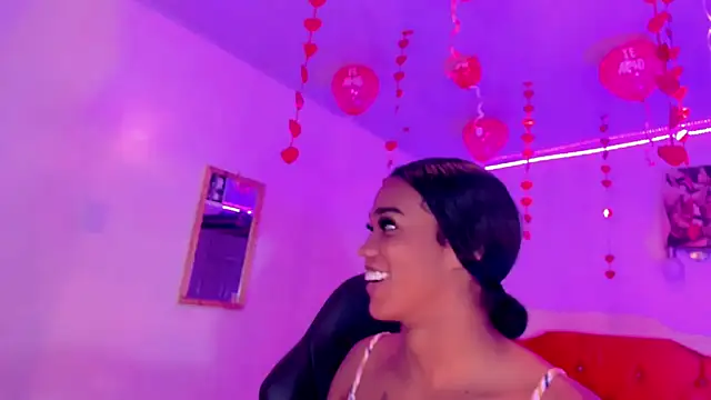 naomy  xx online show from 02.22.25