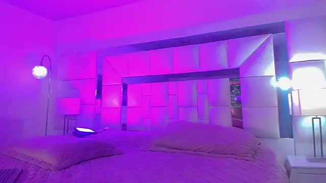 naomy  xx online show from 03.21.25