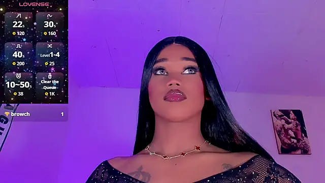 naomy  xx online show from 10.24.25