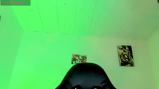 naomy  xx online show from 10.29.25