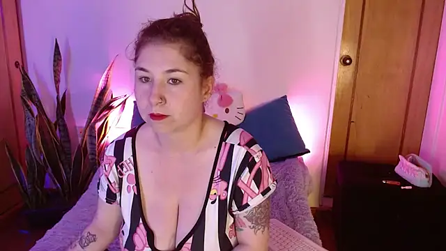 kittycatw online show from 09.10.25