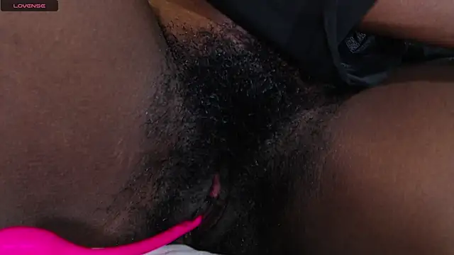 ItsVenuss online show from 02.10.25