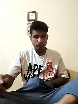 Snapshot of cuckhair chatting on 12.22.24 cuckhair online show from 12.22.24