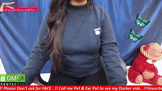 Snapshot of _mOOn_light_ chatting on 01.09.25 mOOn light online show from 01.09.25