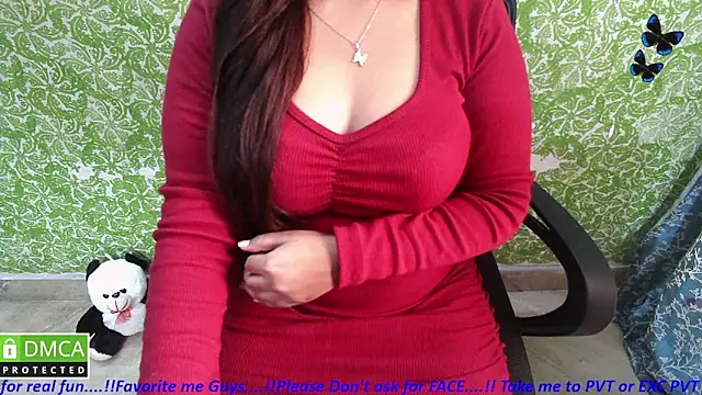 Snapshot of _mOOn_light_ chatting on 11.22.25 mOOn light online show from 11.22.25