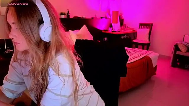 PrincessVS online show from 09.21.25