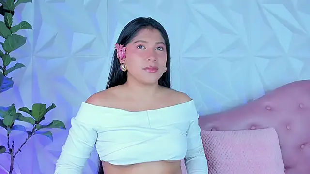 Snapshot of LinnaGardenia chatting on 01.20.25 LinnaGardenia online show from 01.20.25