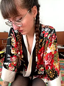 Snapshot of _foxygirl_ chatting on 10.05.25  foxygirl  online show from 10.05.25