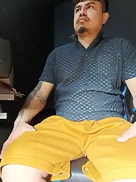 Snapshot of DickMasterfindom chatting on 07.15.26 DickMasterfindom online show from 07.15.26