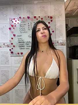 Alanna atm  online show from 12.24.24