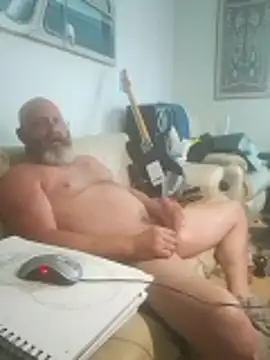 iambradz online show from 11.01.25