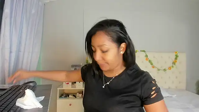 nami sam01 online show from 02.13.25