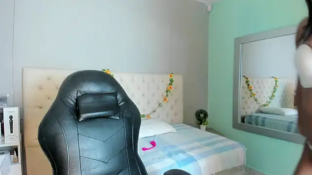 nami sam01 online show from 02.20.25