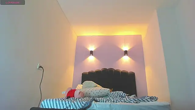 Snapshot of Sofia_Clauss_ chatting on 11.03.25 Sofia Clauss online show from 11.03.25