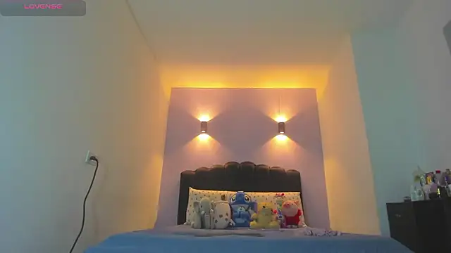 Sofia Clauss  online show from 03.15.26