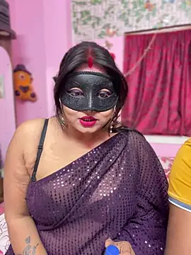 Snapshot of OrgsmMust chatting on 01.19.25 OrgsmMust online show from 01.19.25