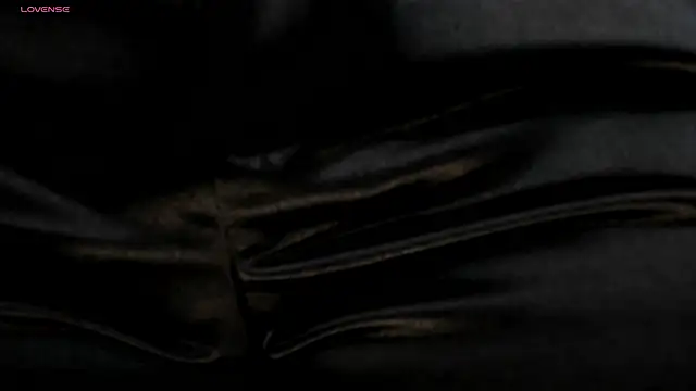 AnnaBrooks1 online show from 12.15.25