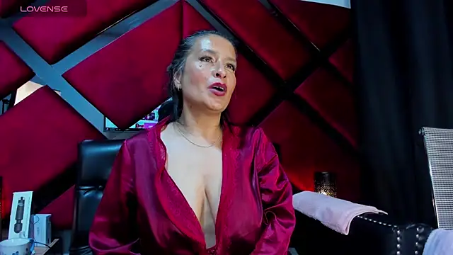 Kendra-Foxxy online show from 12.23.25