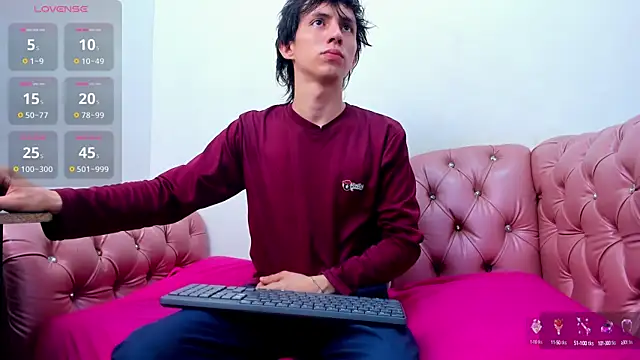 Snapshot of JeanRam18 chatting on 09.18.25 JeanRam18 online show from 09.18.25