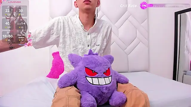 JeanRam18 online show from 12.15.25