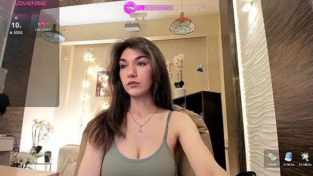 MonicaVii online show from 11.26.25