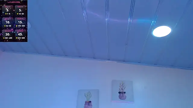 Snapshot of candy_lux_ chatting on 05.22.26 candy lux online show from 05.22.26