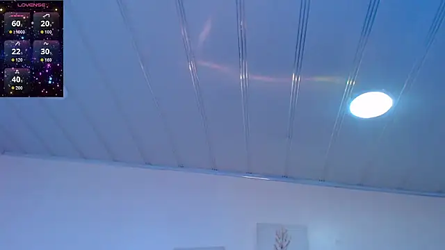 Snapshot of candy_lux_ chatting on 05.29.26 candy lux online show from 05.29.26