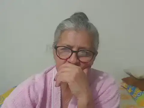 candy mature  online show from 03.11.25